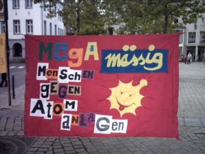 Banner bei der Anti-Castor Demo Kamen, Foto: Schwarze Katze, 25.09.04